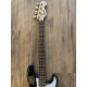 Squier Mini P Bass®, Laurel Fingerboard, Noir