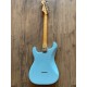 Fender Noventa Stratocaster®, touche en érable, bleu Daphne