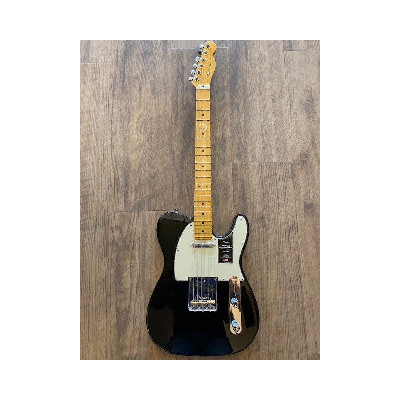 Fender American Professional II Telecaster®, Maple Fingerboard, Black