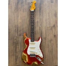 Fender 1959 Stratocaster® Heavy Relic®, Rosewood Fingerboard, Super Faded Aged Candy Apple Red