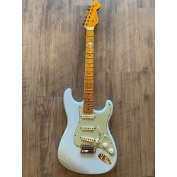 Fender Limited Edition '62 Bone Tone Stratocaster® Journeyman Relic®, Maple Fingerboard, Super Faded Aged Sonic Blue