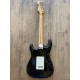 Fender Player Stratocaster® HSS, Touche Erable, Noir