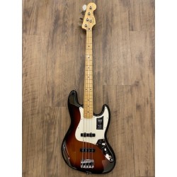 Fender Player Jazz Bass®, Maple Fingerboard, 3-Color Sunburst