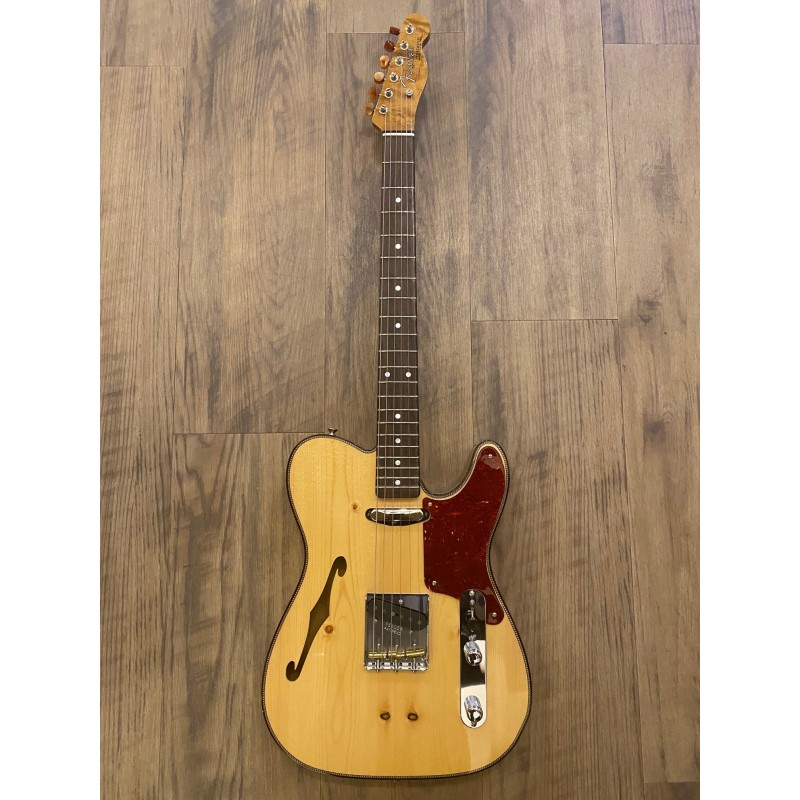 Fender Custom Shop Limited Edition Knotty Pine Tele®