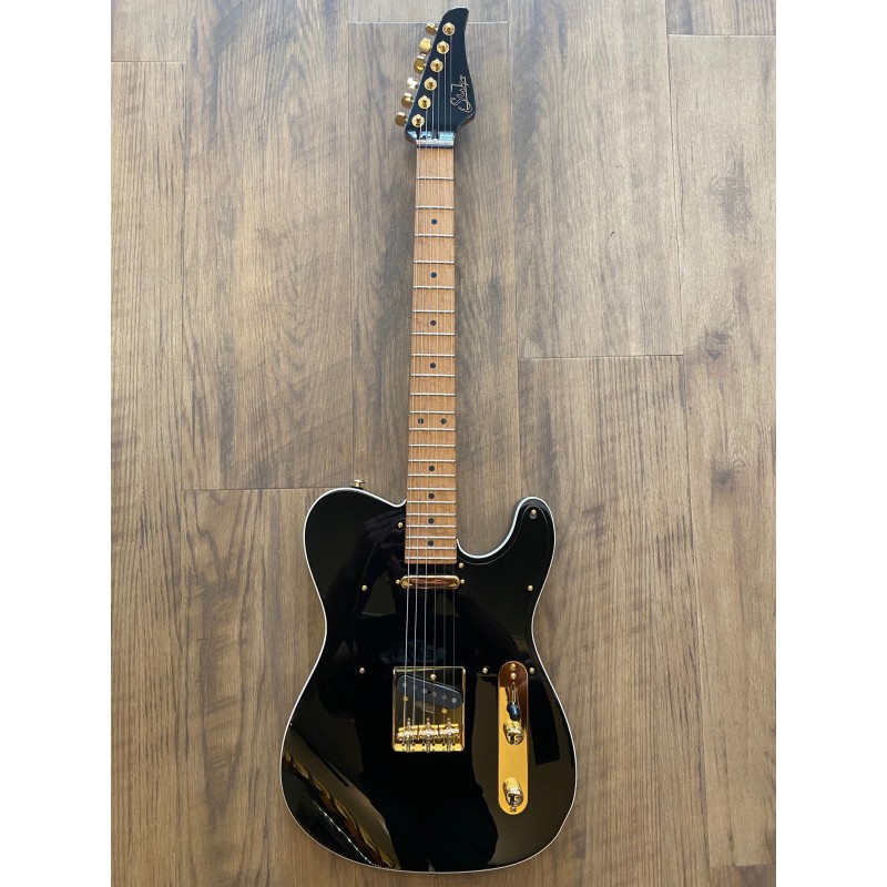 Suhr Mateus Asato T, Black