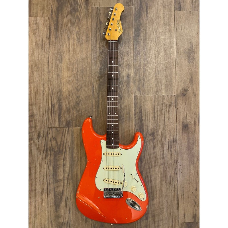 Del-Tone 60’s S-style