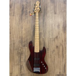 Michael Kelly Element 5